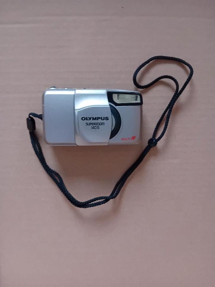 Appareil photo analogique Olympus Superzoom 140S + pochette, TV, Hi-fi & Vidéo, Appareils photo analogiques, Utilisé, Compact