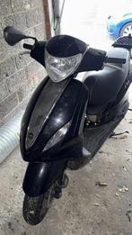 Piaggo fly, Fietsen en Brommers, Scooters | Piaggio, Ophalen, Zo goed als nieuw, Fly