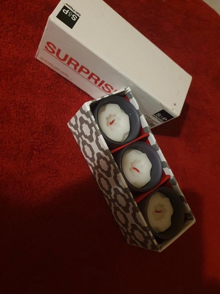 Set van 3 grijze votieflaarsen, Huis en Inrichting, Woonaccessoires | Kandelaars en Kaarsen, Kaars, Ophalen of Verzenden