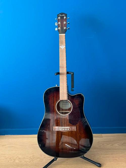 Fender CD-140SCE Mahogany electroacoustic guitar + case, Musique & Instruments, Instruments à corde | Guitares | Électriques, Comme neuf