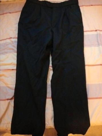2 pantalons Mark's & Spencer taille W32 L30 (L)