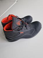 Werkschoenen nieuwe, Enlèvement