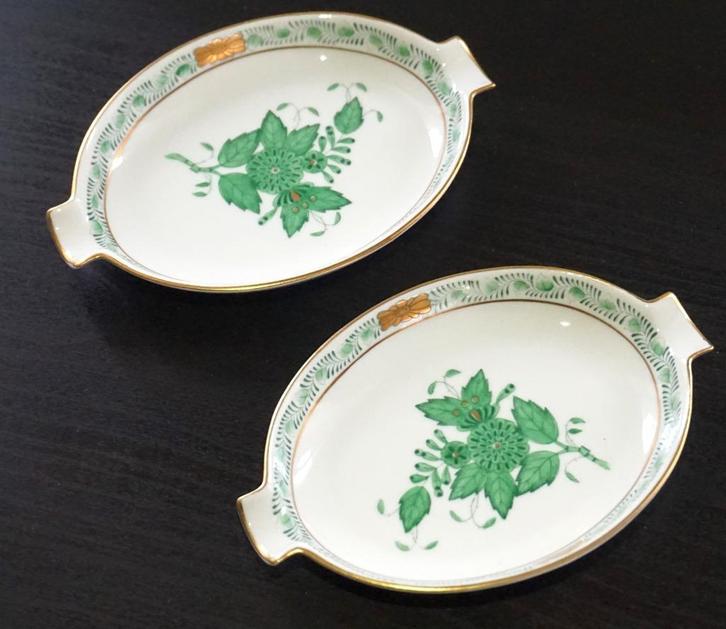 2 handgeschilderde asbakken van Herend porselein, Antiek en Kunst, Antiek | Porselein, Ophalen of Verzenden