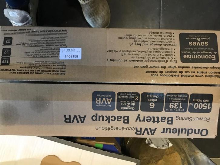 UPS back up batterij 220V, Computers en Software, Noodvoedingen (UPS), Gebruikt, Ophalen of Verzenden