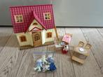 Sylvanian families huis met meubels en popjes, Kinderen en Baby's, Speelgoed | Poppenhuizen, Ophalen of Verzenden