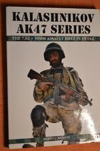 LIVRE : Kalashnikov AK47 Series, Ophalen of Verzenden, Zo goed als nieuw, Divers