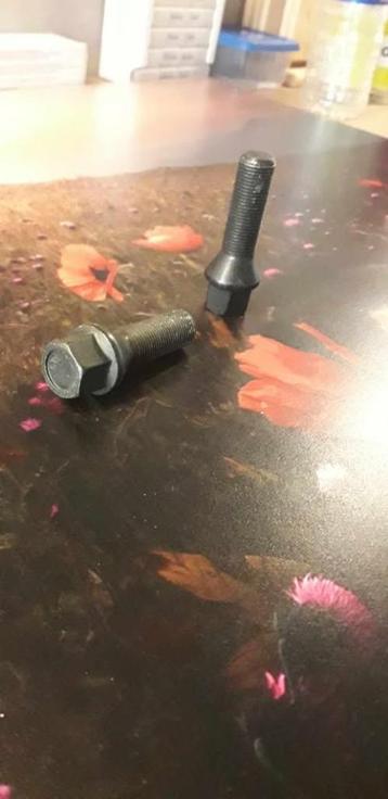 Wielbouten 35MM – Bolconisch M14x1.25 – 35mm beschikbaar voor biedingen