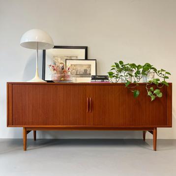 - Vingage design dressoir •Arne Vodder• - beschikbaar voor biedingen