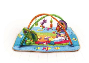 Speelmat Kick & Play beschikbaar voor biedingen
