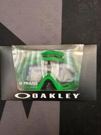 Oakley, Motoren, Ophalen, Nieuw met kaartje