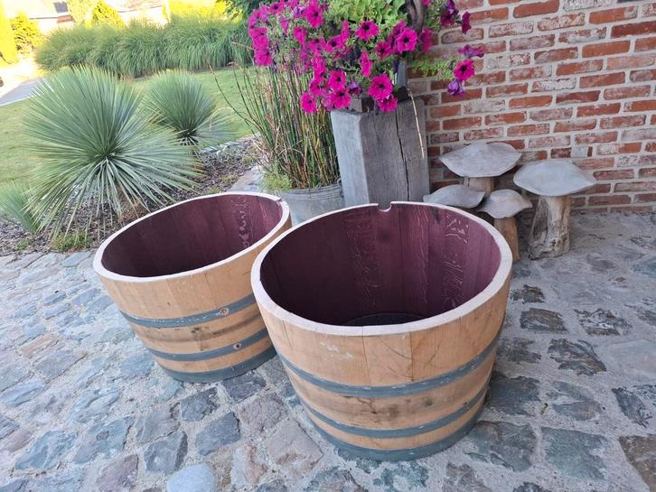 Halve EIKEN houten Bordeaux wijnton als kwaliteits bloembak, Tuin en Terras, Bloembakken en Plantenbakken, Zo goed als nieuw, Tuin