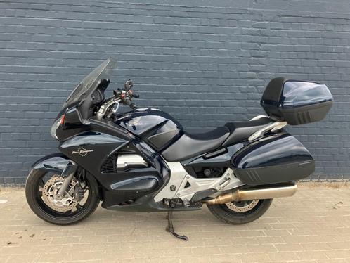 Honda pan european 1300 st1300 abs, Motoren, Motoren | Honda, Bedrijf, Toermotor, meer dan 35 kW, 4 cilinders, Ophalen