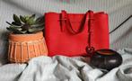 Rode Michael Kors handtas, Handtassen en Accessoires, Tassen | Damestassen, Ophalen of Verzenden, Gebruikt, Rood, Handtas