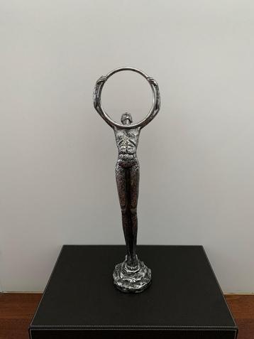 Grote vintage sculptuur (55 cm) beschikbaar voor biedingen