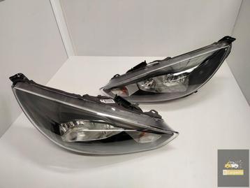 Ford Focus Mk3 lift Normaal met Led Zwarte ST lamp rechts li beschikbaar voor biedingen