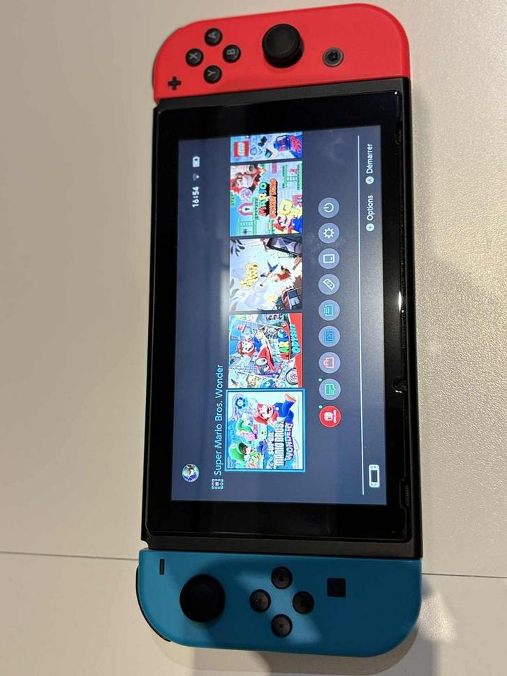 Nintendo Switch, Games en Spelcomputers, Spelcomputers | Nintendo Switch, Zo goed als nieuw, Switch Original, Met 1 controller