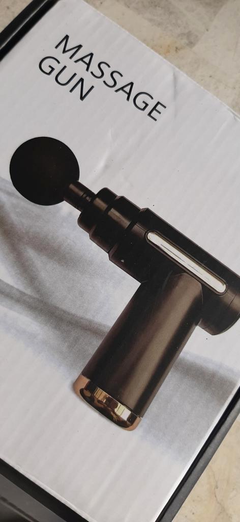 Masage gun, Diversen, Verpleegmiddelen, Zo goed als nieuw, Ophalen of Verzenden