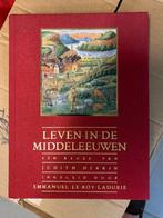 Leven in de Middeleeuwen - Emmanuel, Boeken, Geschiedenis | Wereld, Ophalen of Verzenden, Zo goed als nieuw