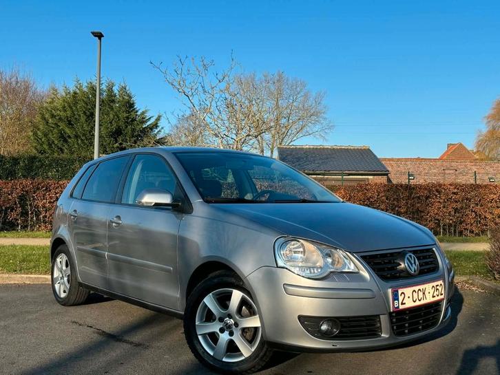 Volkswagen Polo United 1.2 essence prête à être immatriculée, Autos, Volkswagen, Particulier, Polo, ABS, Airbags, Air conditionné