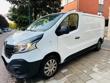 RENAULT TRAFIC CHÂSSIS LONG 1.6DCI AIRCO  2018 12.500€ disponible aux enchères