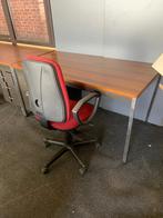 bureau met bureaustoel, Huis en Inrichting, Bureaus, Ophalen, Bureau