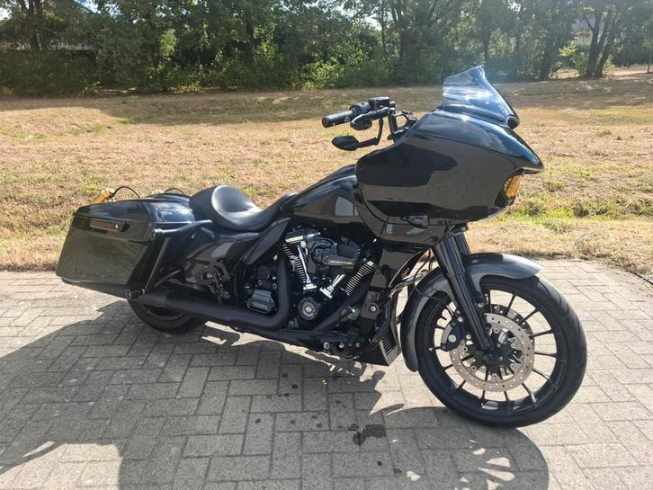 HD Road Glide Special 2018, Motoren, Motoren | Harley-Davidson, Particulier, Toermotor, 2 cilinders, Ophalen