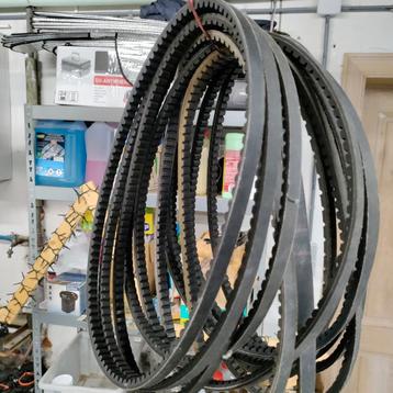 Honda Camino Mitsuboshi riemen beschikbaar voor biedingen