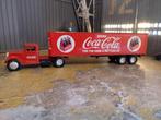 Coca-Cola Ford Delivery Bank Truck 1:64, Ophalen of Verzenden, Zo goed als nieuw, Bus of Vrachtwagen