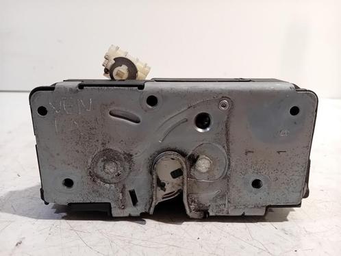PORTIERVANGER CV ELEKTR. LINKS ACHTER Corsa E (13431842), Auto-onderdelen, Carrosserie, Opel, Achter, Links, Gebruikt