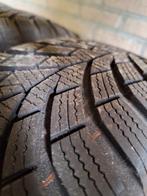 Winterbanden op velg., Auto-onderdelen, Banden en Velgen, Ophalen, Winterbanden, Band(en)