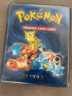 Klein oud mapje met 100 vintage pokemon kaarten, Hobby en Vrije tijd, Verzamelkaartspellen | Pokémon, Ophalen