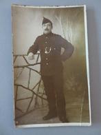 oude foto postkaart soldaat militair, Verzenden, Overige soorten, Foto of Poster