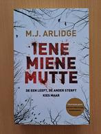 Iene miene mutte van M.J. Arlidge, Boeken, Ophalen, Zo goed als nieuw, M.J. Arlidge