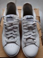 Witte sneakers van Diadora., Kleding | Dames, Schoenen, Ophalen of Verzenden, Zo goed als nieuw, Sneakers