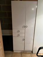 Wit kastje. Gratis., Huis en Inrichting, Ophalen, Zo goed als nieuw