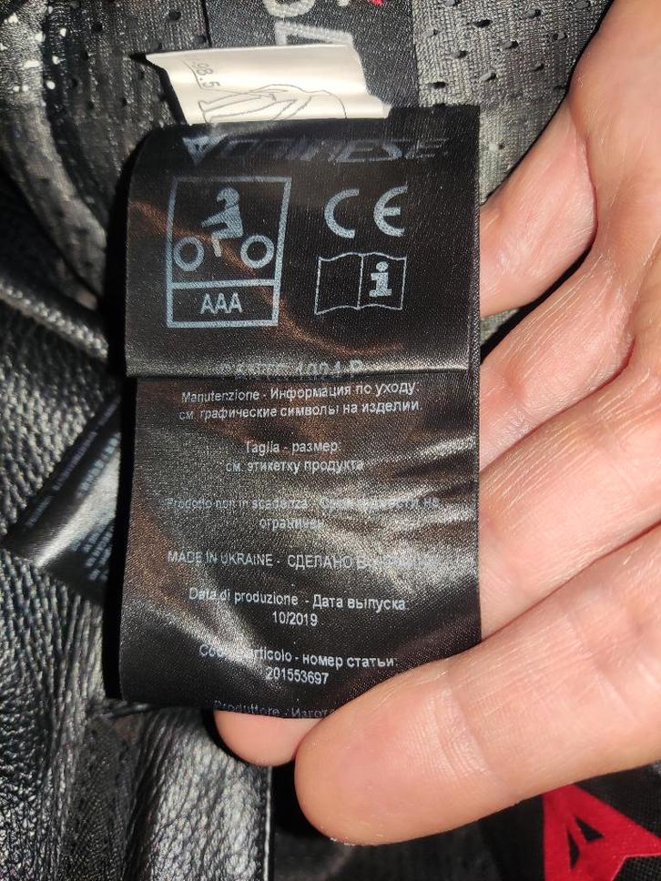 Pantalon cuir moto Dainese taille 54, Motos, Vêtements | Vêtements de moto, Pantalon | cuir, Hommes, Seconde main, Enlèvement