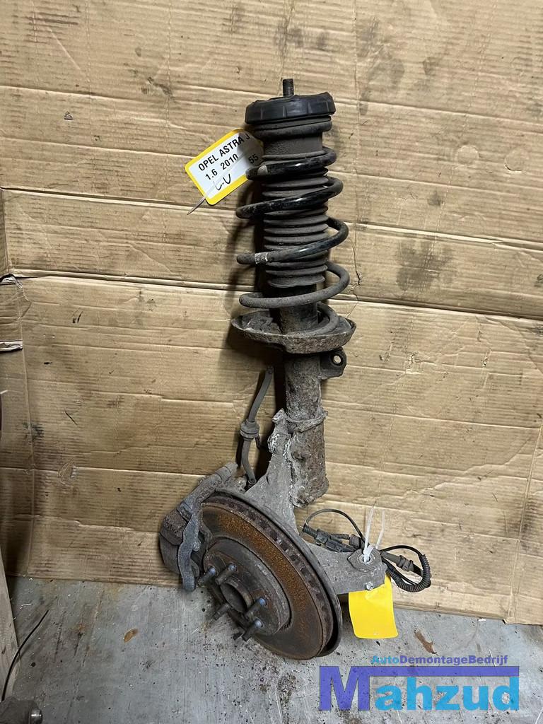 OPEL ASTRA J 1.6 Links voor veerpoot compleet 2009-2015, Opel Automobile GmbH, Opel, Bahnhofsplatz 1
65423  Russelsheim am Main, DE