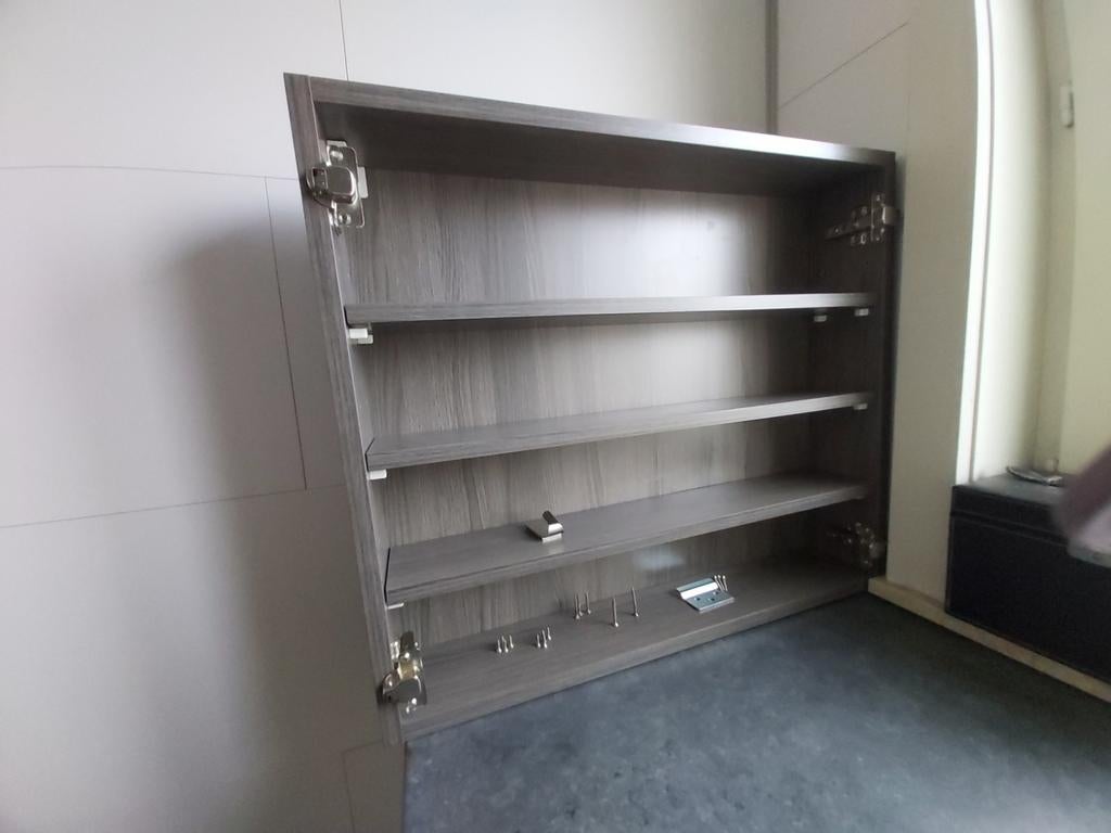 Armoire miroir de salle de bain, Enlèvement