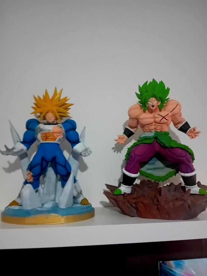 Figurine dbz ff resident evil terminator, Collections, Statues & Figurines, Enlèvement ou Envoi