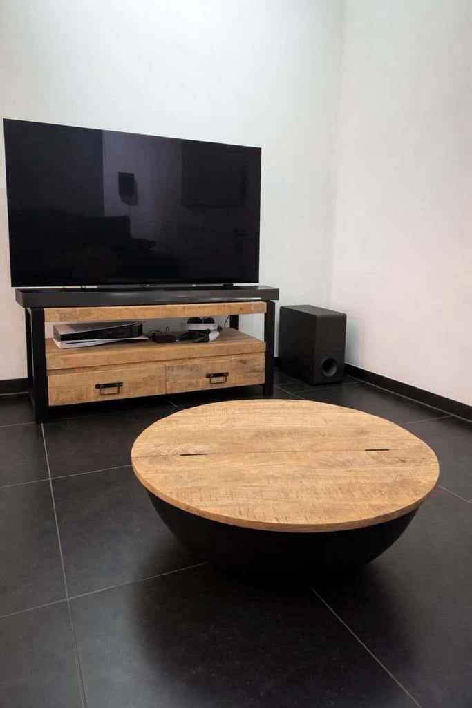 Lot meuble bois massif manguier - style industriel, Maison & Meubles, Armoires | Mobilier de télévision, Métal, Enlèvement