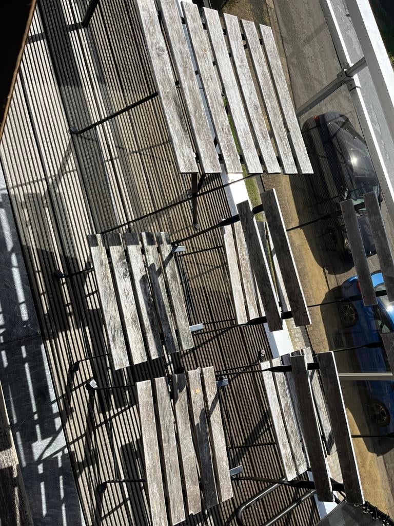 Table + 4 chaises, Enlèvement, Comme neuf