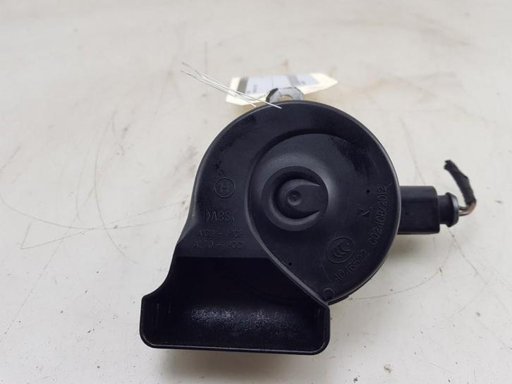 AVERTISSEUR/KLAXON Skoda Fabia III (NJ3) (01-2014/06-2021), Autos : Pièces & Accessoires, Autres pièces automobiles, Skoda, Utilisé