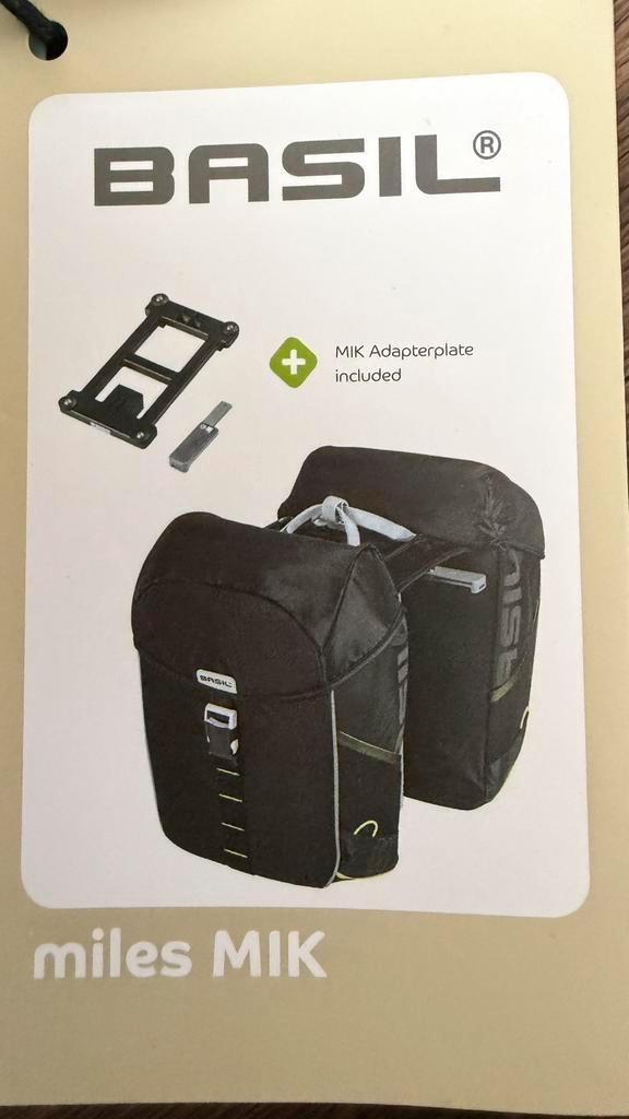 Dubbele fietstas Basil, Fietsen en Brommers, Fietsaccessoires | Fietstassen, Nieuw, Ophalen