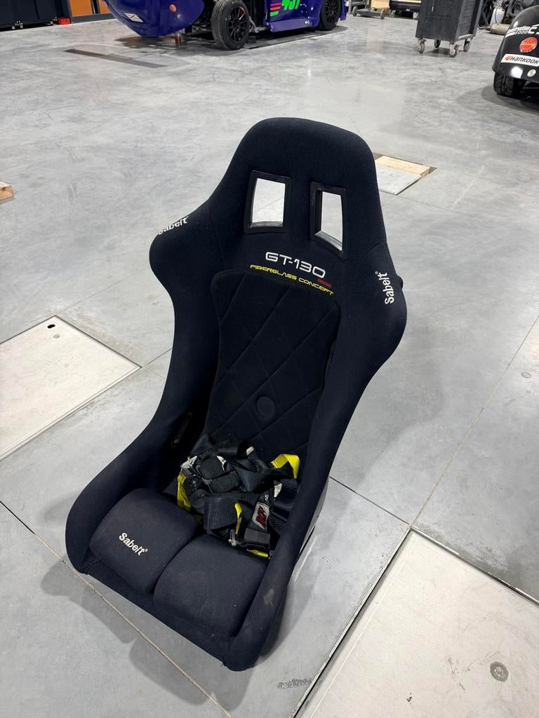 Kuipzetel en 6 puntgordel, Ophalen, Zo goed als nieuw