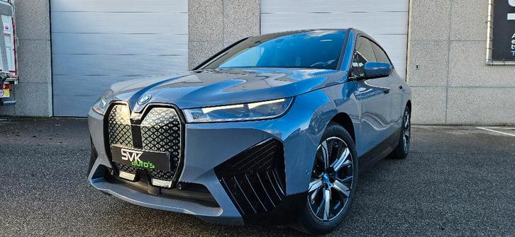 Bmw IX X-Drive 40e//Lazer//Harman//Sportpack, Autos, BMW, Entreprise, Achat, iX, Caméra 360°, 4x4, Caméra de recul, Phares directionnels