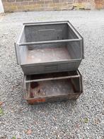 Metalen stapelbakken, Ophalen, Gebruikt