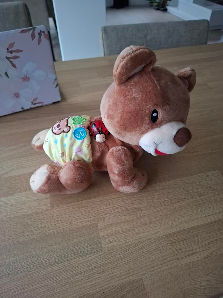 Speelgoed beer die zelf kruipt en muziek maakt, Ophalen, Nieuw, 6 maanden tot 2 jaar