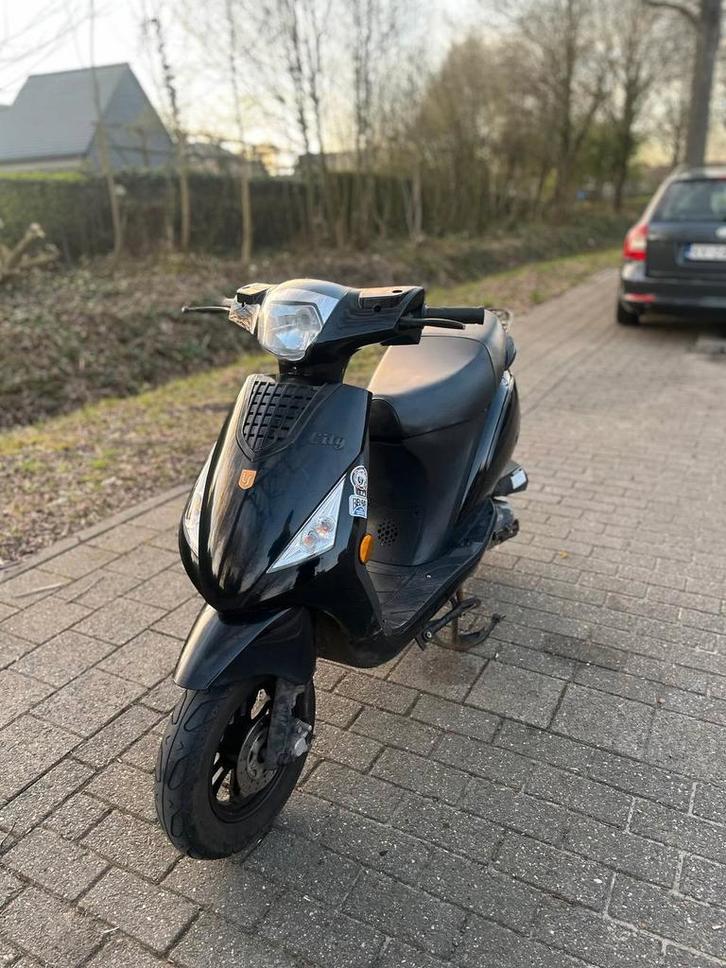 La souris sity 2023 class A, Vélos & Vélomoteurs, Scooters | Piaggio, Comme neuf, Autres modèles, Classe A (25 km/h), Essence