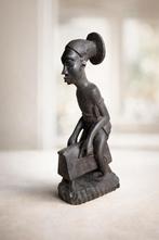 Statuette africaine en bois massif,, Collections, Enlèvement
