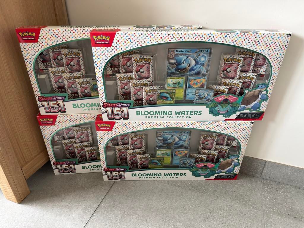 Pokemon 151 Blooming Waters, Ophalen of Verzenden, Zo goed als nieuw